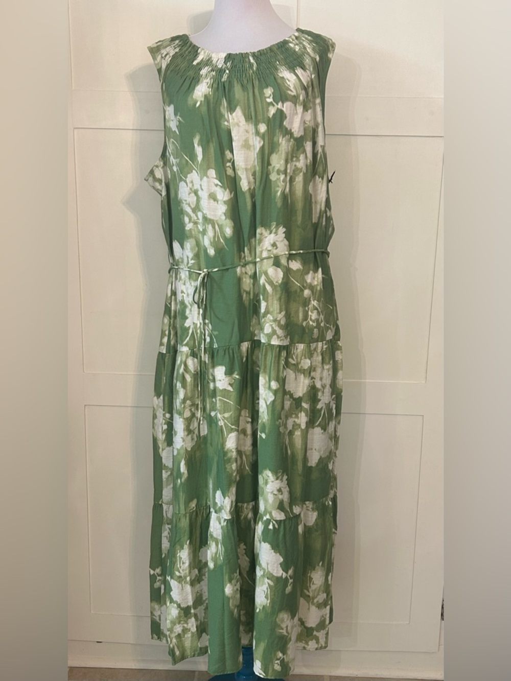 Simply Vera Wang Green and Off White Dress XXL